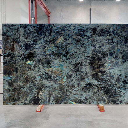 Kamenná deska modré žuly Labradorit Lemurian Blue Kamenná deska modré žuly Labradorit Lemurian Blue