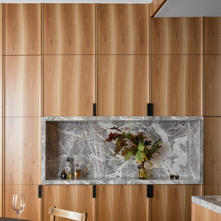 Kamenn&aacute; deska a obklad z mramoru Fior di Pesco