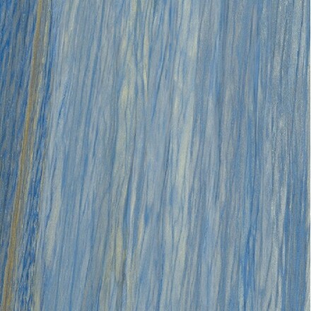 Vertikální pohled na modrý kvarcit Azul Macaubas se svou typickou kresbou. Zakázkové kamenictví TONE OF STONE