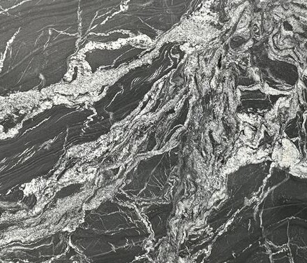 Vysoce kvalitní žula Black Forest. Zakázkové kamenictví TONE OF STONE.