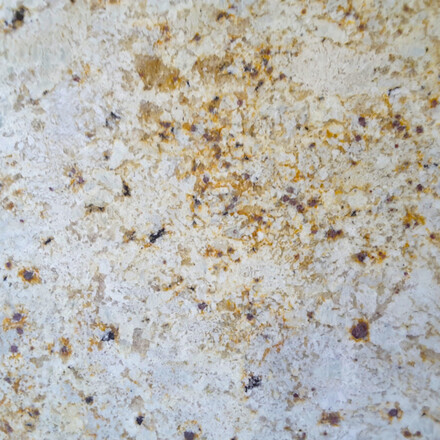 Detail zrna žuly Colonial Gold Cream