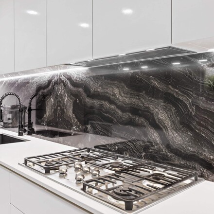 Kamenn&aacute; pracovn&iacute; deska a kamenn&yacute; obklad ze žuly Agata Black - vizualizace