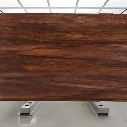 Las Vegas Rock přírodní kvarcit. Zakázkové kamenictví TONE OF STONE. Las Vegas Rock přírodní kvarcit. Zakázkové kamenictví TONE OF STONE.