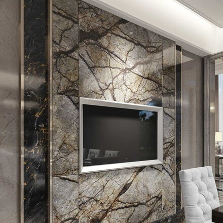 Inspirace - obklad obývací stěny exkluzivním přírodním kamenem Eldorado.