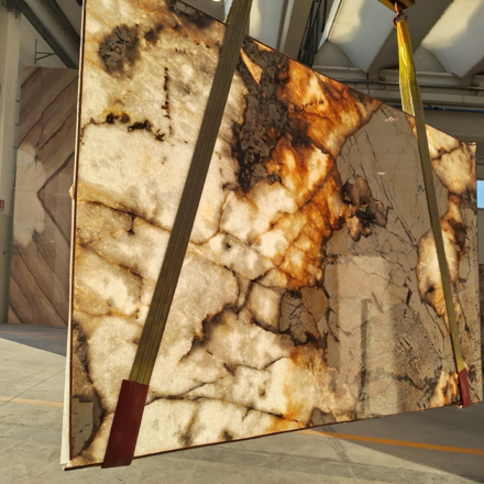 Exkluzivní deska kvarcitu Patagonia. ČASOVĚ OMEZENÁ NABÍDKA