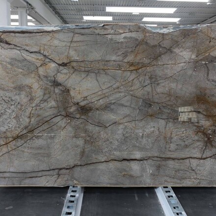 Kamenná mramorová deska Harmony grey v odstínu šedé a hnědé s výraznou kresbou