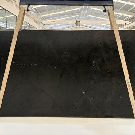 Kamenná deska přírodního kamene Negresco v černé barvě