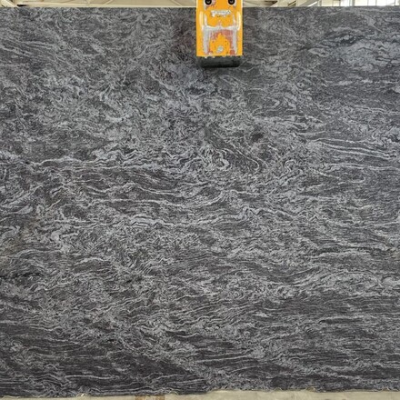 Žulová deska Orion Blue (Vizag Blue) v modré barvě s výraznou texturou Žulová deska Orion Blue (Vizag Blue) v modré barvě s výraznou texturou