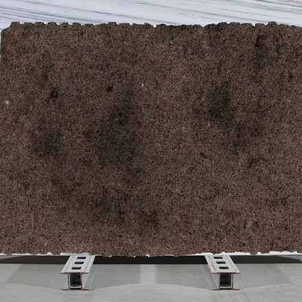 Kamenn&aacute; deska žuly Labrador Antique (Lundhs Antique) v zemit&yacute;ch t&oacute;nech