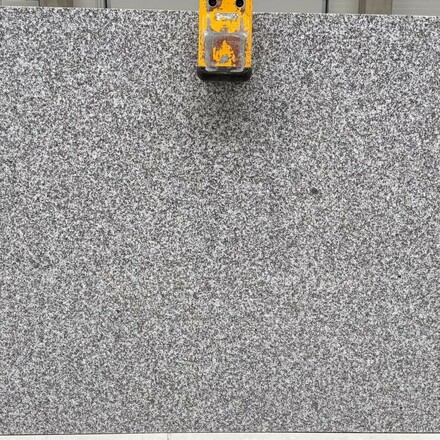 Žulov&aacute; deska Tarn