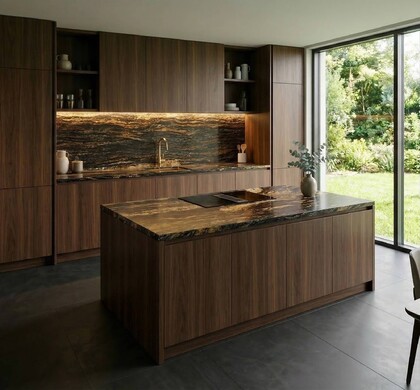 Realizace kamenné kuchyňské desky a obkladu ze žuly Magma Black