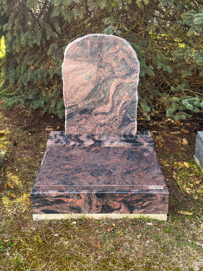 Urnový hrob Aurora "skalka" Urnový hrob Aurora "skalka"