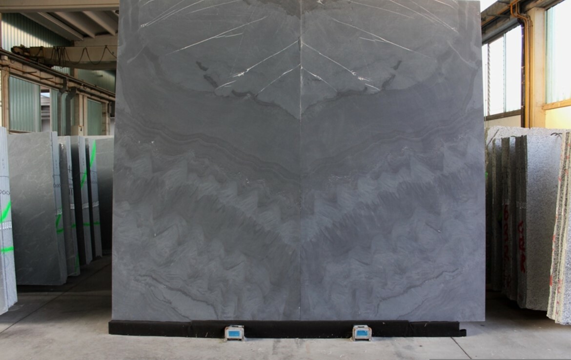 Explosion black - Mramor