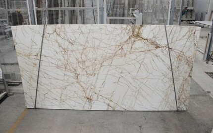 Golden raddix - Mramor